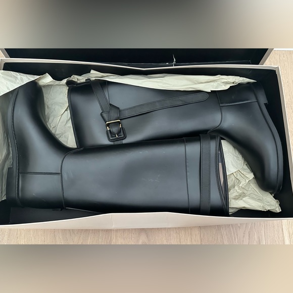 Burberry riding rainboot with belt. Eur size: 38 - Picture 9 of 10